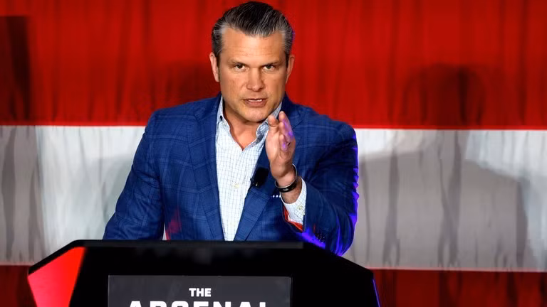 Bộ trưởng Chiến tranh Mỹ Pete Hegseth