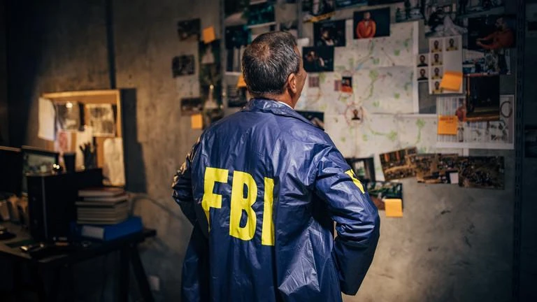 Một nhân viên của FBI