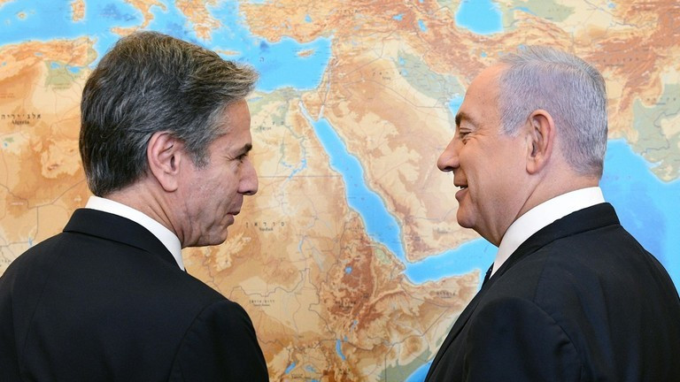 Ngoại trưởng Mỹ Antony Blinken (trái) và Thủ tướng Israel Benjamin Netanyahu