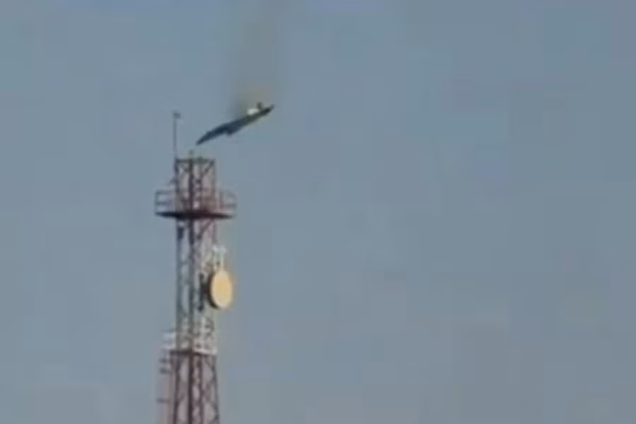 1 trong 3 chiến đấu cơ F-15E của Mỹ bị Kuwait bắn hạ, ngày 2/3/2026.