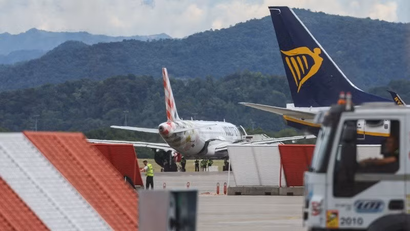 Sân bay Milan Bergamo chứng kiến cảnh một người đàn ông bị hút vào động cơ máy bay dẫn đến tử vong.