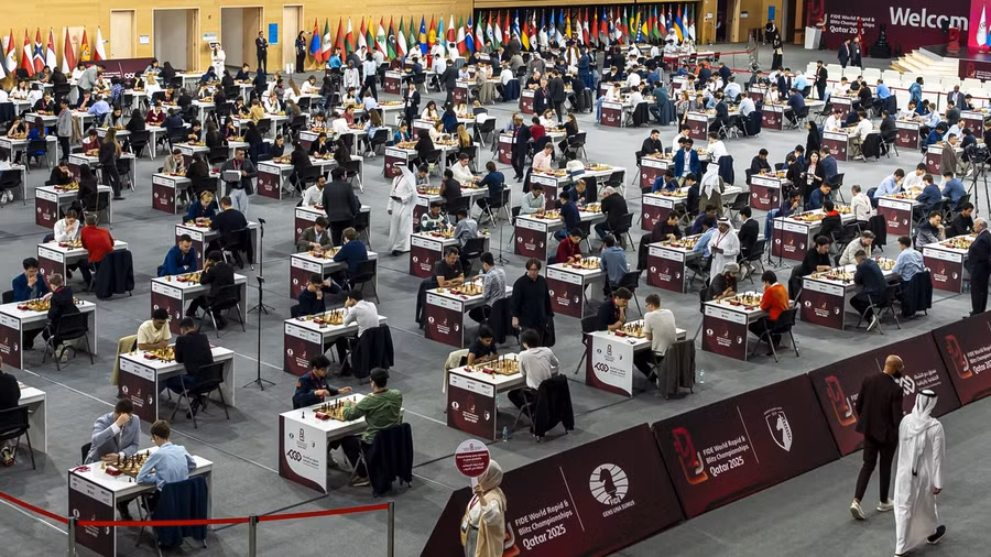 Giải vô địch nhanh và chớp nhoáng thế giới FIDE tại Doha, Qatar.