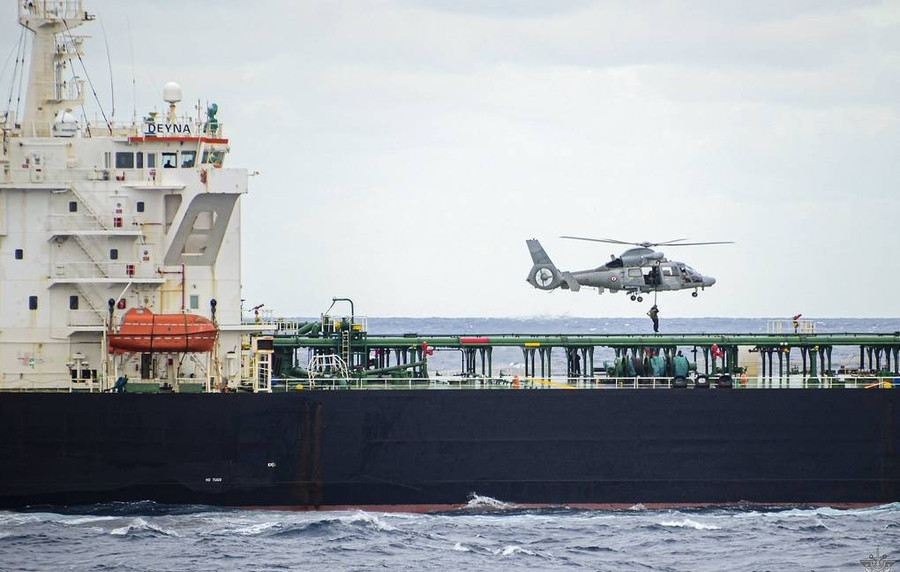 Hải quân Pháp bắt giữ tàu chở dầu Denya, đang di chuyển từ Murmansk dưới cờ Mozambique, ngày 20/3/2026.