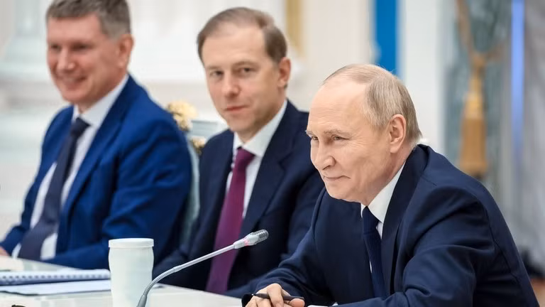 Tổng thống Nga Vladimir Putin tại cuộc họp với đại diện cộng đồng doanh nghiệp vào Ngày Doanh nhân Quốc gia, ngày 26/5/2025.