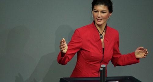 Nghị sĩ cánh tả hàng đầu của Đức, Sahra Wagenknecht