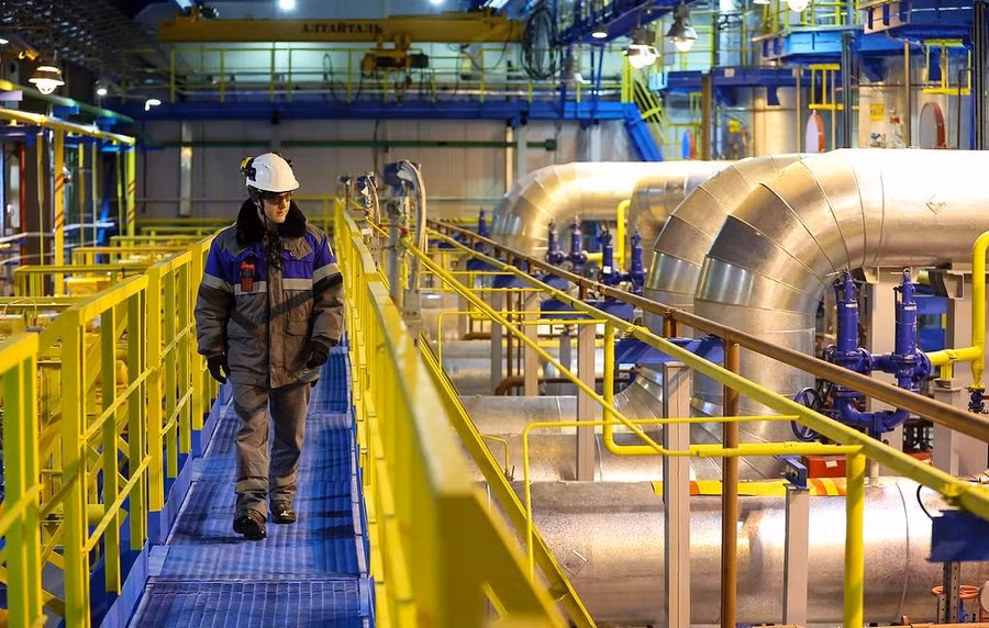 Châu Âu chính thức ngừng nhập khẩu LNG Nga theo các hợp đồng ngắn hạn vào ngày 25/4/2026.