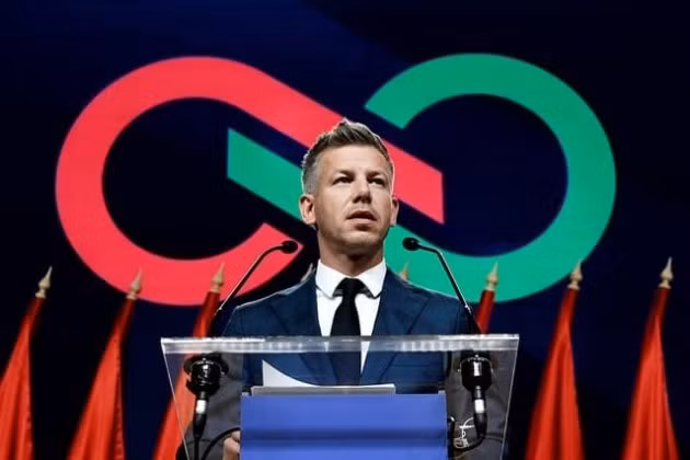 Tân Thủ tướng Hungary Peter Magyar.