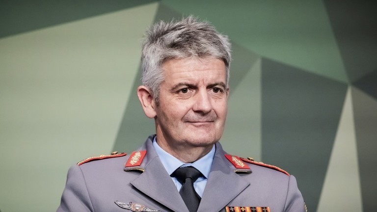 Tướng Alexander Sollfrank.