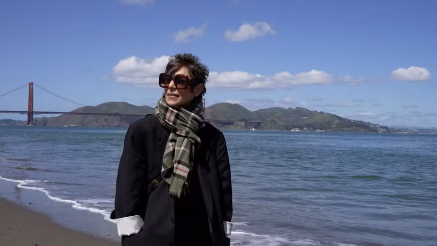 Bà Dominique Crenn - đầu bếp nữ đầu tiên ở Mỹ đạt ba sao Michelin.