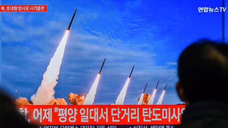 Triều Tiên khai hỏa trong một cuộc tập trận