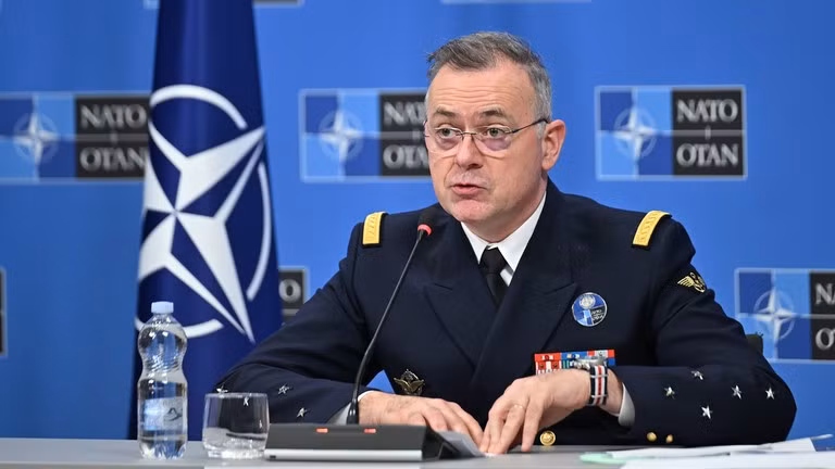 Đô đốc Pierre Vandier.