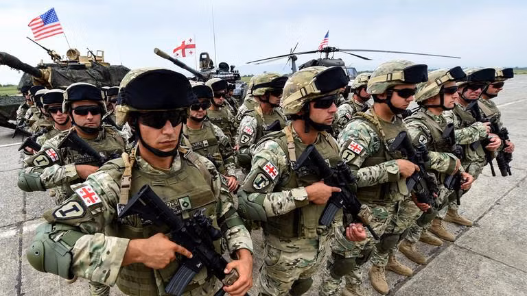 Binh sĩ Georgia trong một cuộc tập trận quân sự “Noble Partner”.