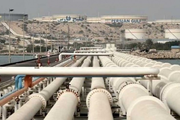 Iran thu về khoảng 100 triệu USD/ngày từ dầu mỏ.