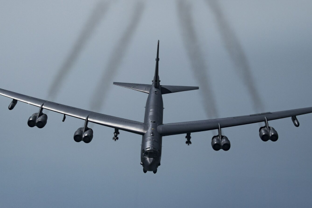 Máy bay ném bom tầm xa B-52H Stratofortress của không quân Mỹ.