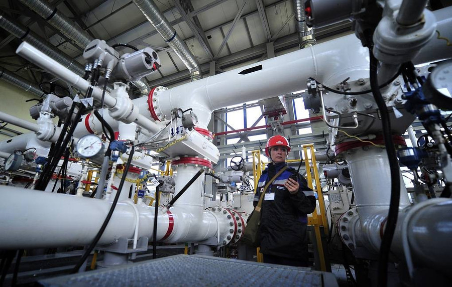 Cung cấp dầu Nga cho Slovakia và Hungary qua đường ống Druzhba đã bị tạm ngừng.