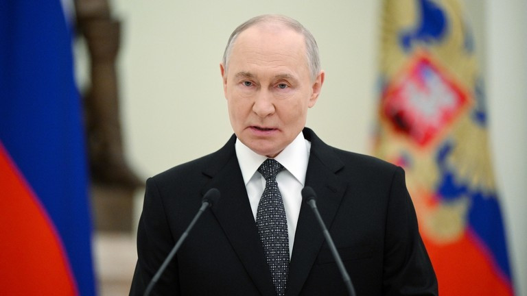Tổng thống Nga Vladimir Putin.