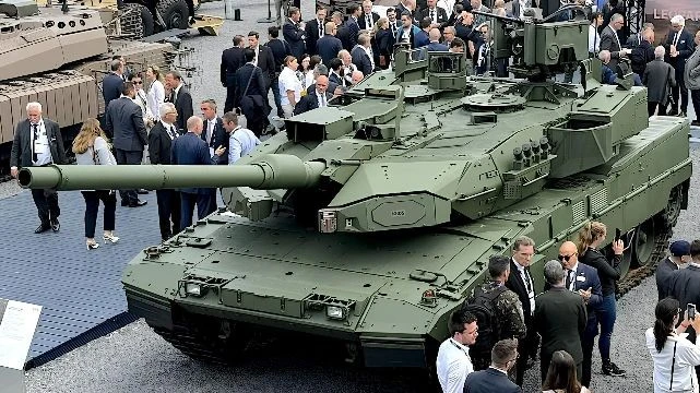 Một chiếc xe tăng Leopard 2A8 hiện đại có giá khoảng 30,3 triệu USD.