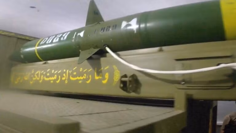 Tên lửa Nasir-1 với tầm bắn khoảng 100 km của Hezbollah