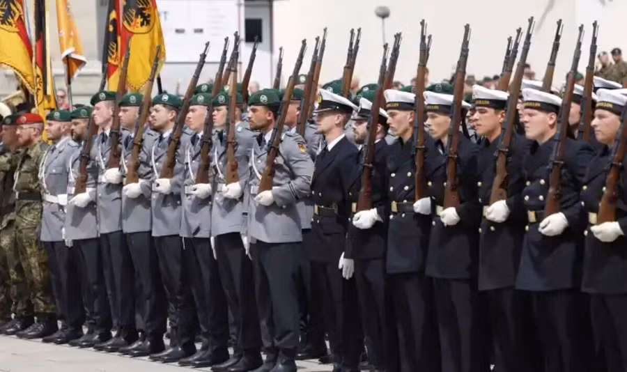 Đức ra mắt lữ đoàn mới tại buổi lễ được tổ chức ở thủ đô Vilnius, Litva, ngày 22/5/2025.