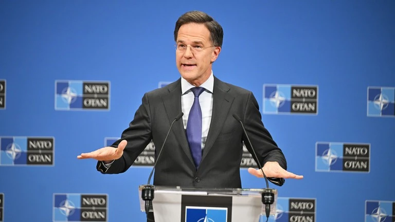 Tổng thư ký NATO, Mark Rutte, phát biểu tại một cuộc họp báo ở Brussels, Bỉ, ngày 13/2/2025.