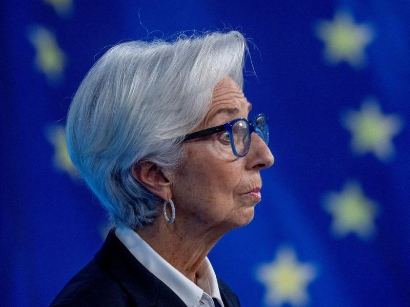 Chủ tịch EC Ursula von der Leyen hứa hẹn các biện pháp có đi có lại.