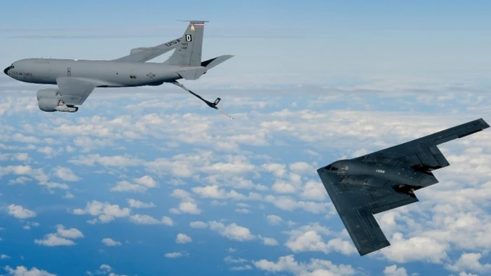 Mỹ ráo riết chuẩn bị, chiến dịch không kích Iran sắp bắt đầu?