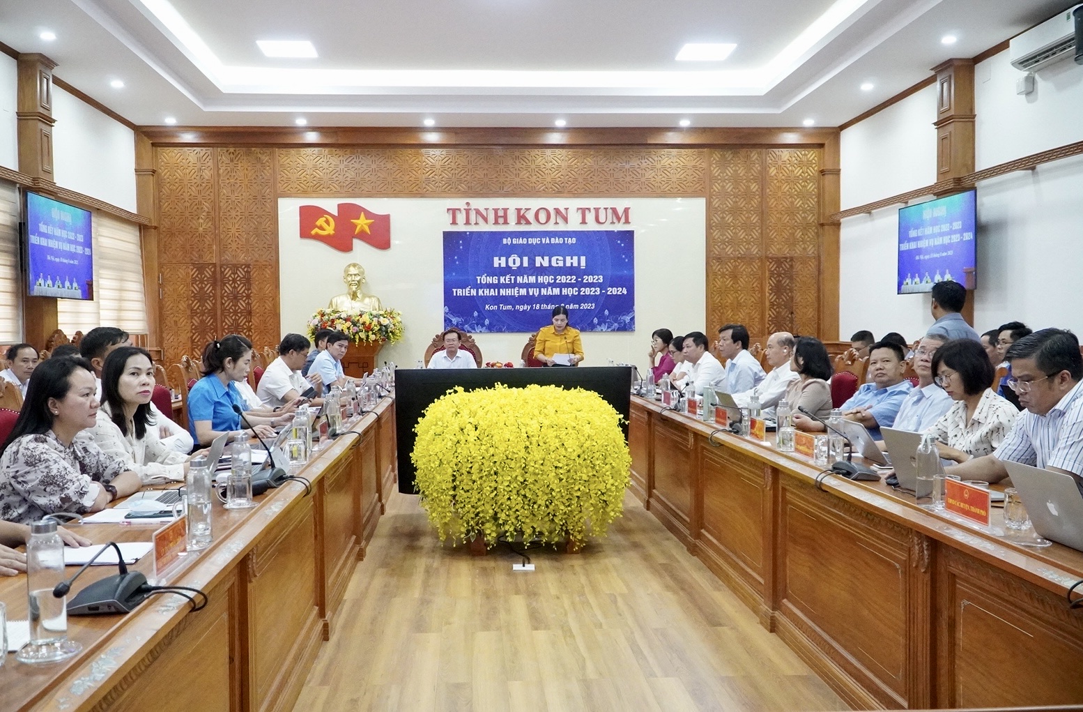 Quang cảnh Hội nghị tại điểm cầu Kon Tum.