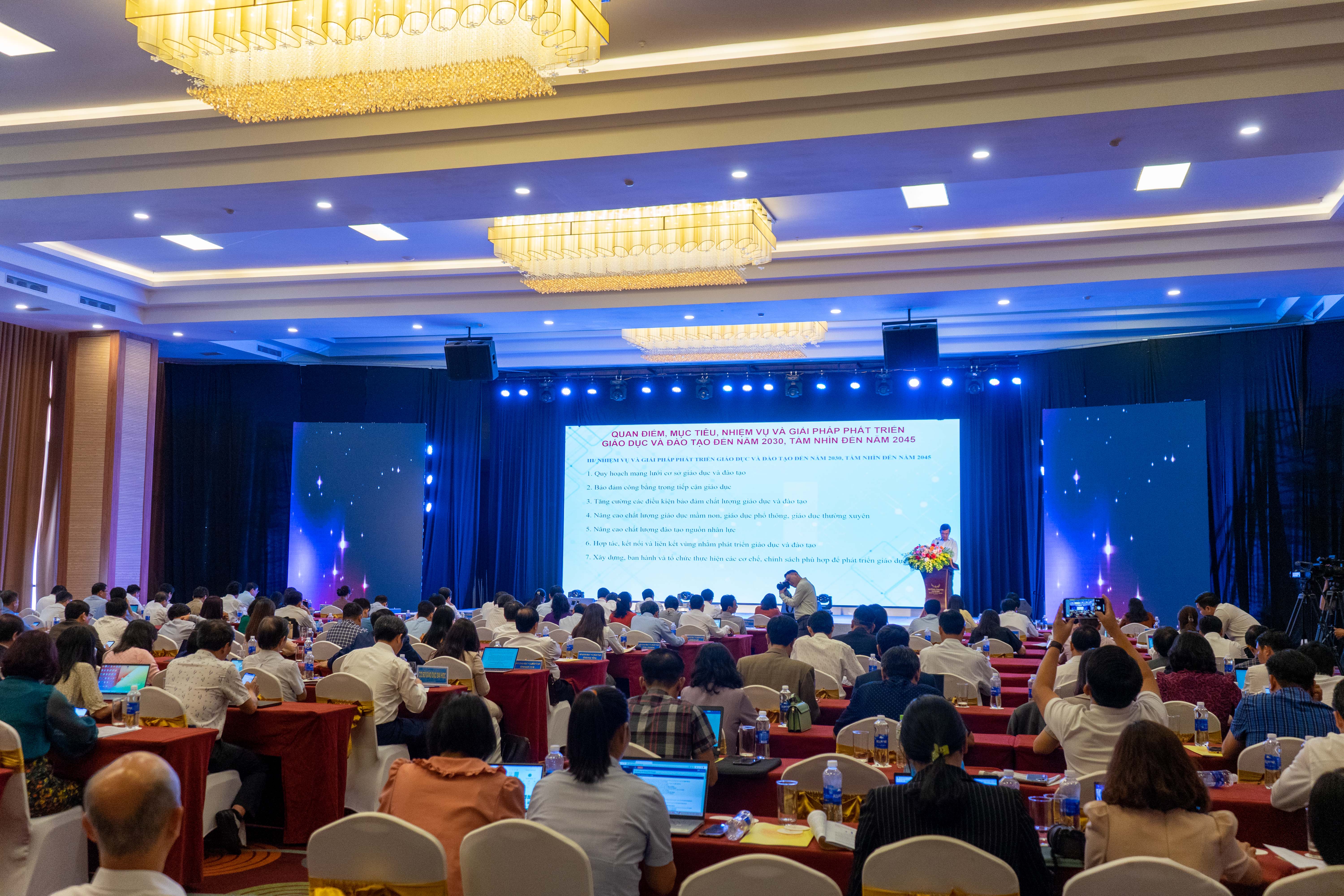 Quang cảnh Hội nghị.