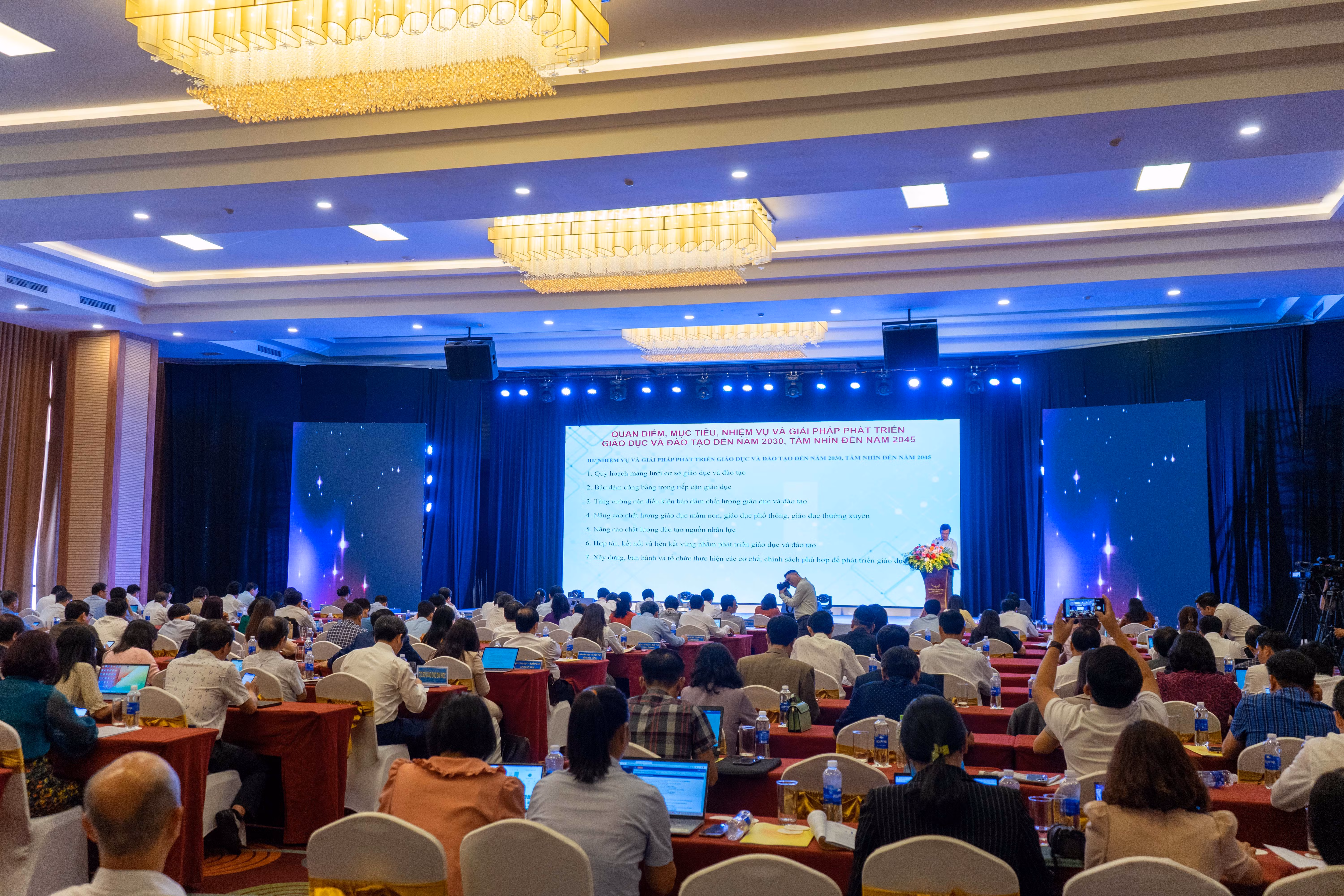 Quang cảnh Hội nghị.