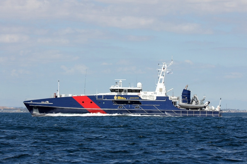 Australia hạ thủy chiến hạm Cape St Báo Giáo dục và Thời đại