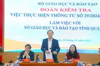 Thứ trưởng Phạm Ngọc Thưởng phát biểu tại buổi làm việc với lãnh đạo Sở GD&ĐT Quảng Trị.