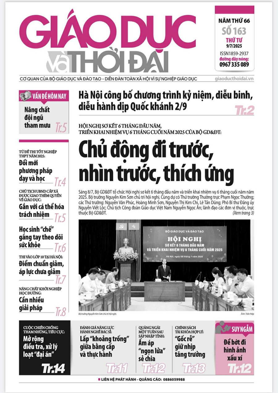 Tin tức báo in 9/7: Điểm chuẩn giảm, áp lực chưa giảm