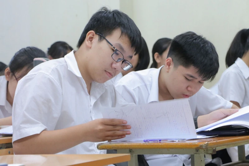 Nên thi vào lớp 10 chuyên như thế nào?