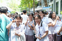 sau-gio-thi.jpg