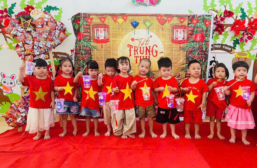 Không gian Tết Trung thu của học sinh Trường Mầm non Bình Liêu, xã miền núi Bình Liêu.