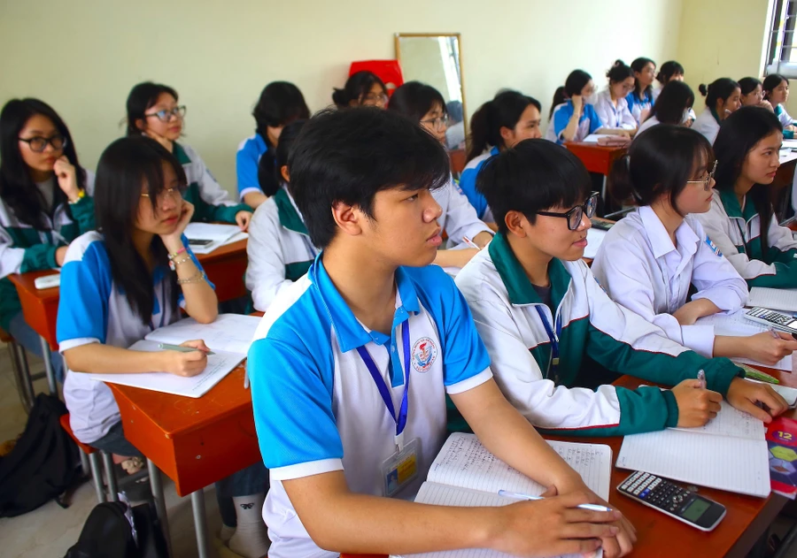 Học sinh Trường THPT Đông Thụy Anh dồn lực cho giai đoạn nước rút.