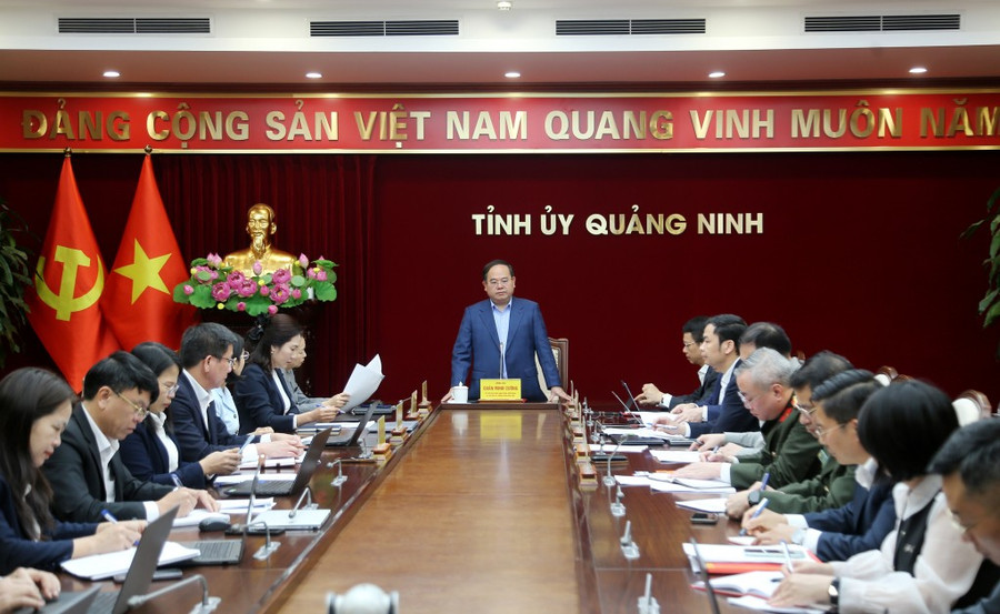 Ông Quản Minh Cường, Bí thư Tỉnh ủy Quảng Ninh phát biểu tại buổi làm việc.