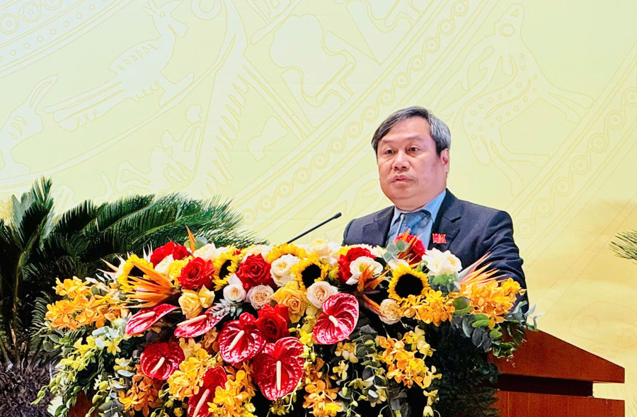 Ông Vũ Đại Thắng, Bí thư Tỉnh uỷ, Trưởng Đoàn Đại biểu Quốc hội tỉnh Quảng Ninh phát biểu tại Đại hội. anh-3.jpg