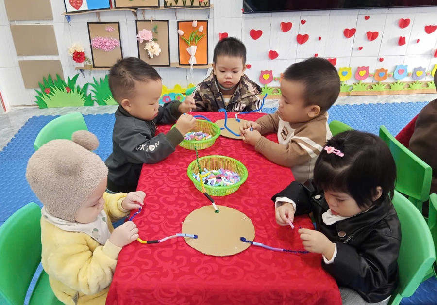 Học sinh Trường Mầm non Bình Liêu 1, xã miền núi Bình Liêu.