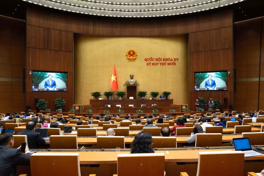 Toàn cảnh phiên thảo luận ngày 28/10. 