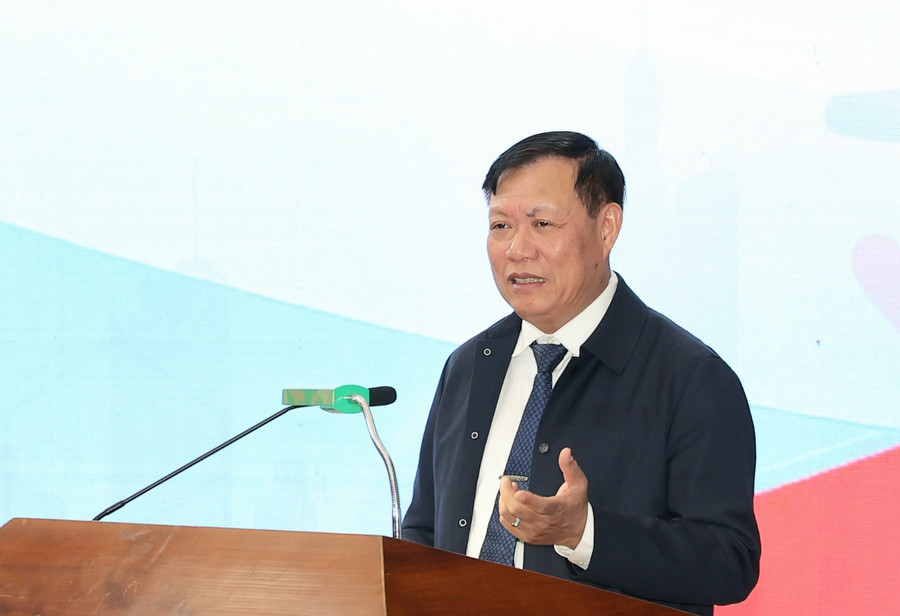 Thứ trưởng Bộ Y Tế Đỗ Xuân Tuyên. Ảnh: Trần Minh.