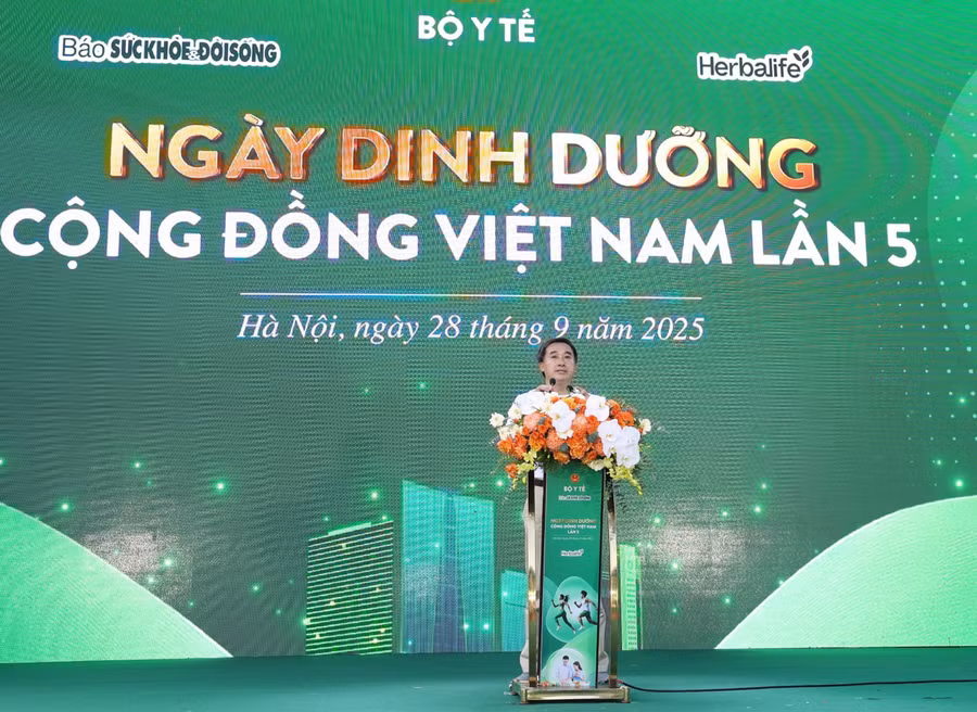 GS.TS. Trần Văn Thuấn – Thứ trưởng Bộ Y tế phát biểu chỉ đạo tại chương trình.