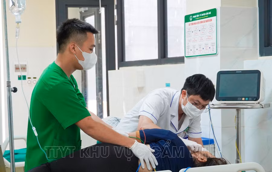 Kết quả điện tâm đồ ghi nhận bệnh nhân có rối loạn nhịp tim do ngoại tâm thu nhĩ. Ảnh: Trung tâm Y tế huyện Cẩm Khê. 