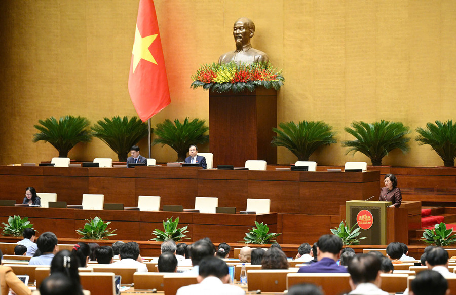 Toàn cảnh phiên họp sáng 20/5. 