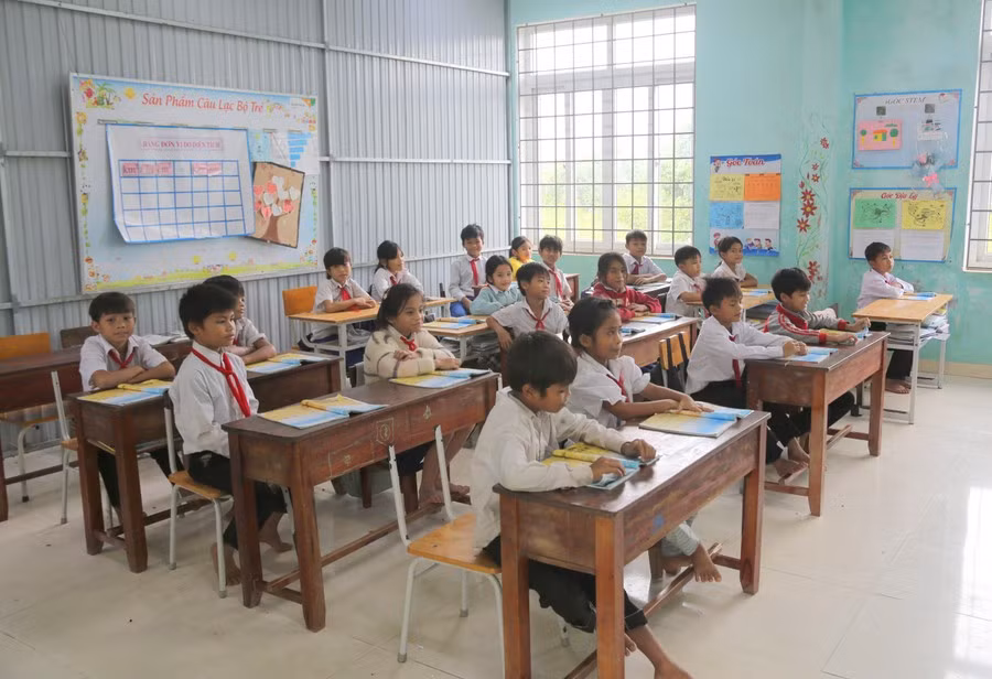 Việc sắp xếp mạng lưới trường lớp nhằm đảm bảo thuận lợi nhất cho học sinh.