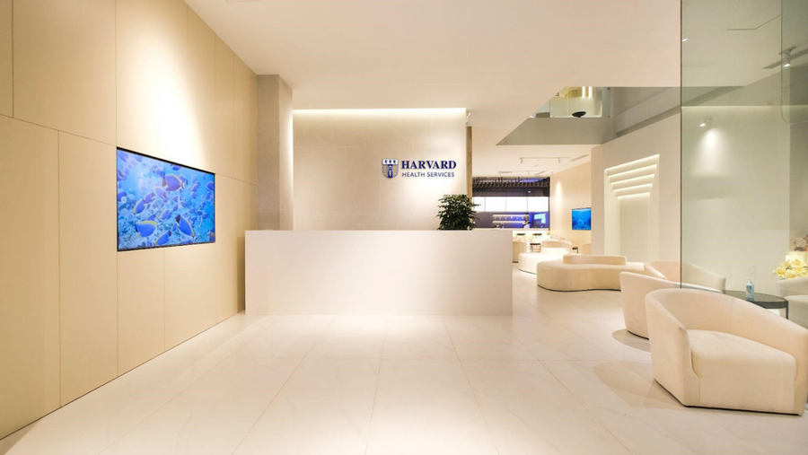 Công ty TNHH Harvard Medical Care bị xử phạt 95 triệu đồng và đình chỉ hoạt động lên đến 21 tháng. Ảnh: H.M.C.