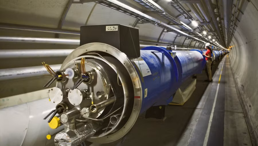 Máy gia tốc hạt lớn nhất thế giới.