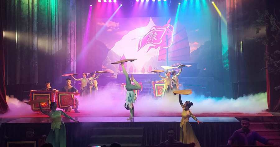 Vở xiếc 'Lời của tre' nằm trong chuỗi chương trình biểu diễn định kỳ trong năm 2026 tại Trung tâm Nghệ thuật Giải trí IONAH. Ảnh: Bình Thạnh.