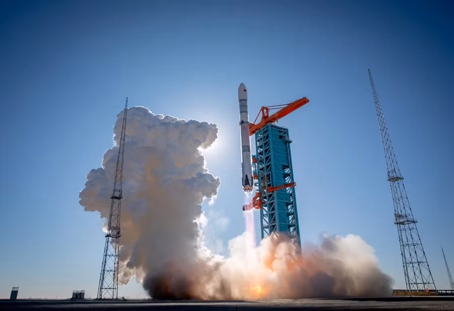 Tên lửa Zhuque-3 được phóng thử nghiệm lên quỹ đạo từ Trung tâm Phóng vệ tinh Jiuquan của Trung Quốc tại sa mạc Gobi. Ảnh: Scientific American