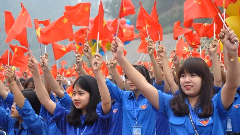 Khi được trao niềm tin và không gian cống hiến, người trẻ không chỉ lớn lên cho riêng mình, mà còn trở thành lực lượng kế tục quan trọng của quốc gia. Ảnh minh họa: ITN